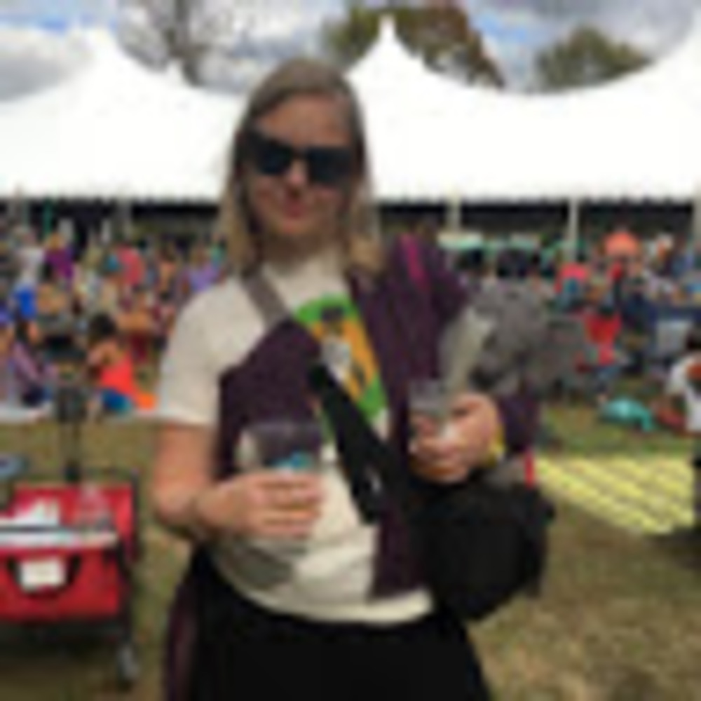 Meet your Posher, Julie